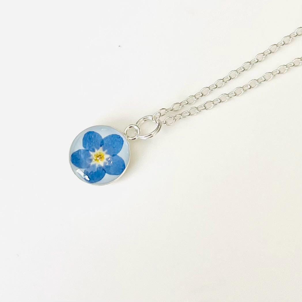 Forget me not necklace