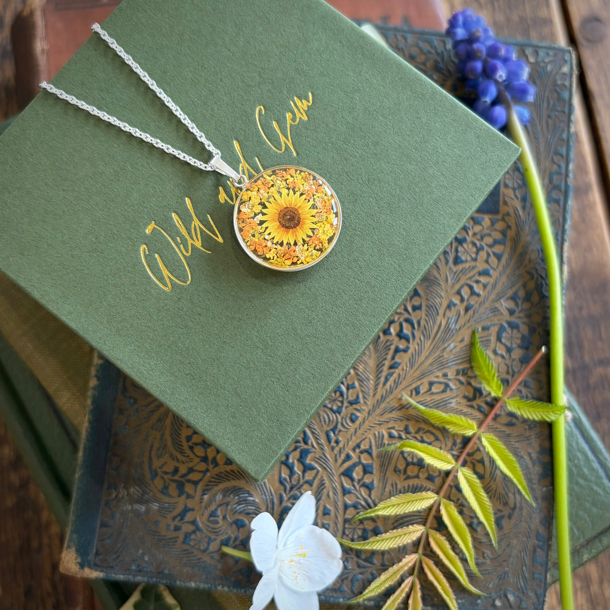 Silver sunflower necklace
