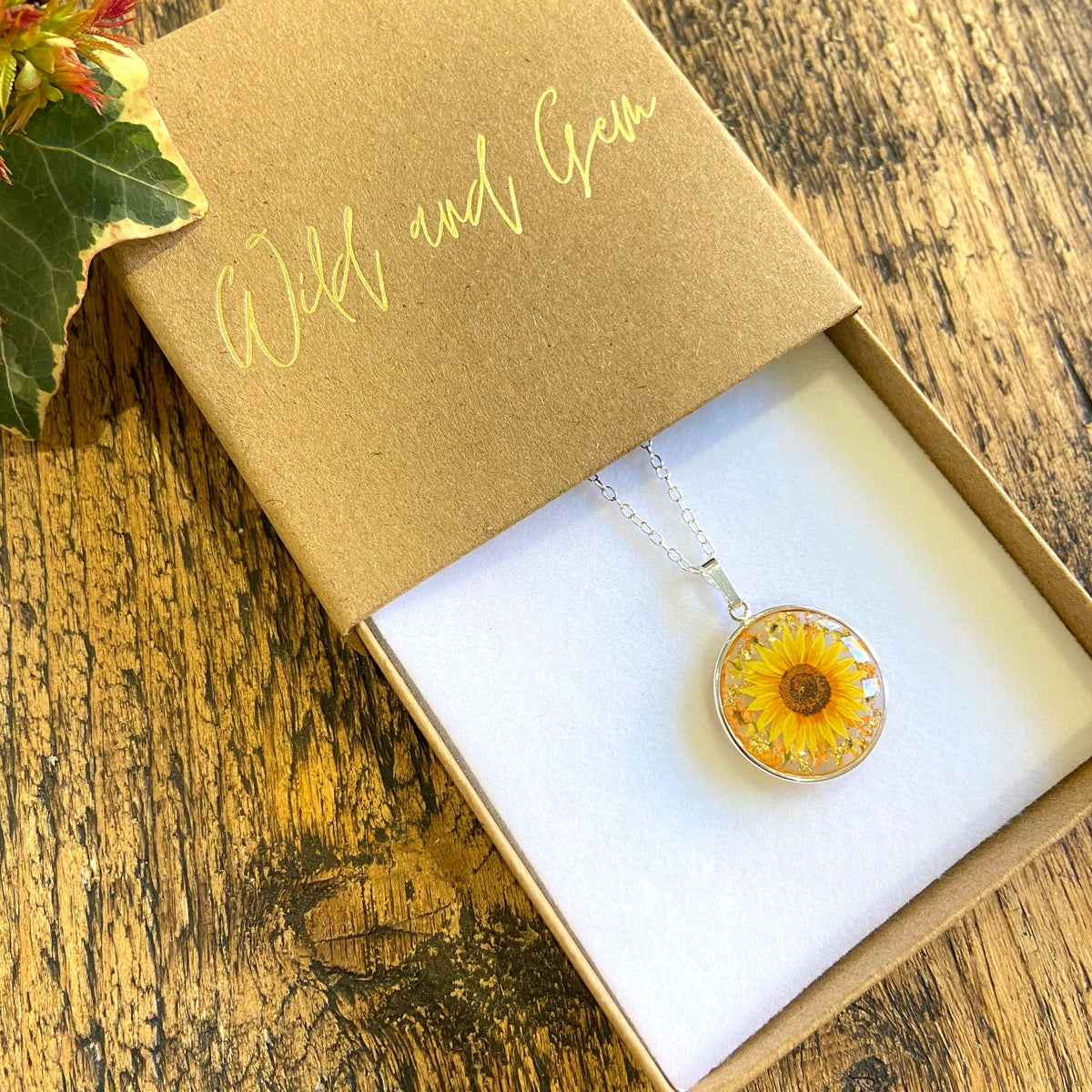 Silver full sunflower necklace