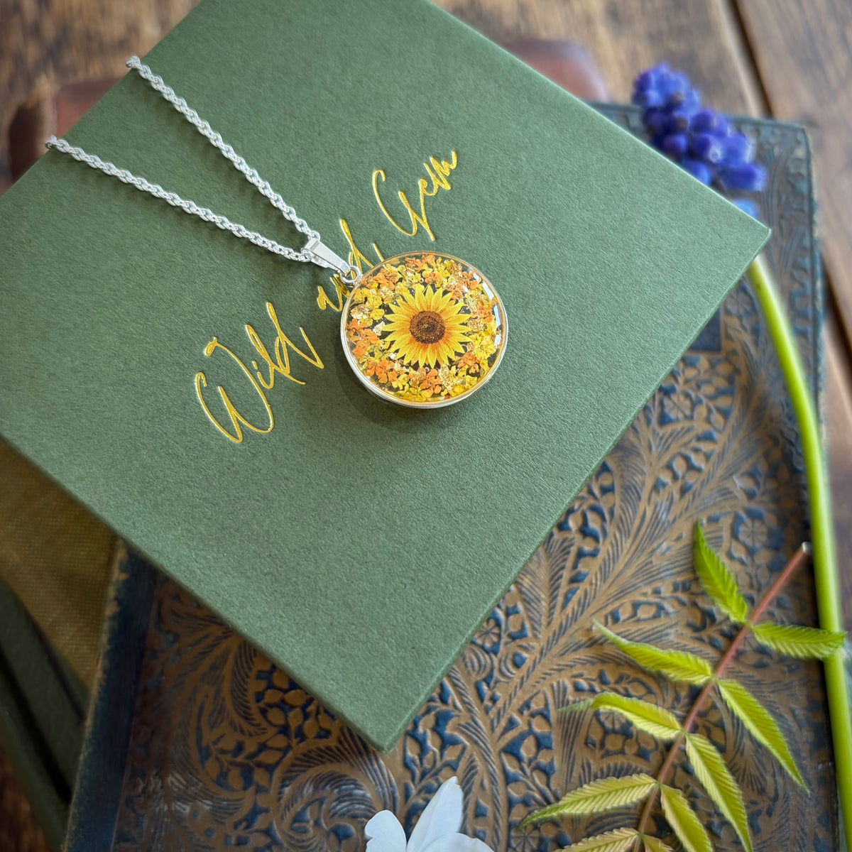 Silver sunflower necklace
