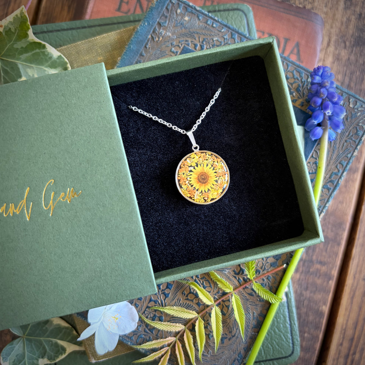 Silver sunflower necklace