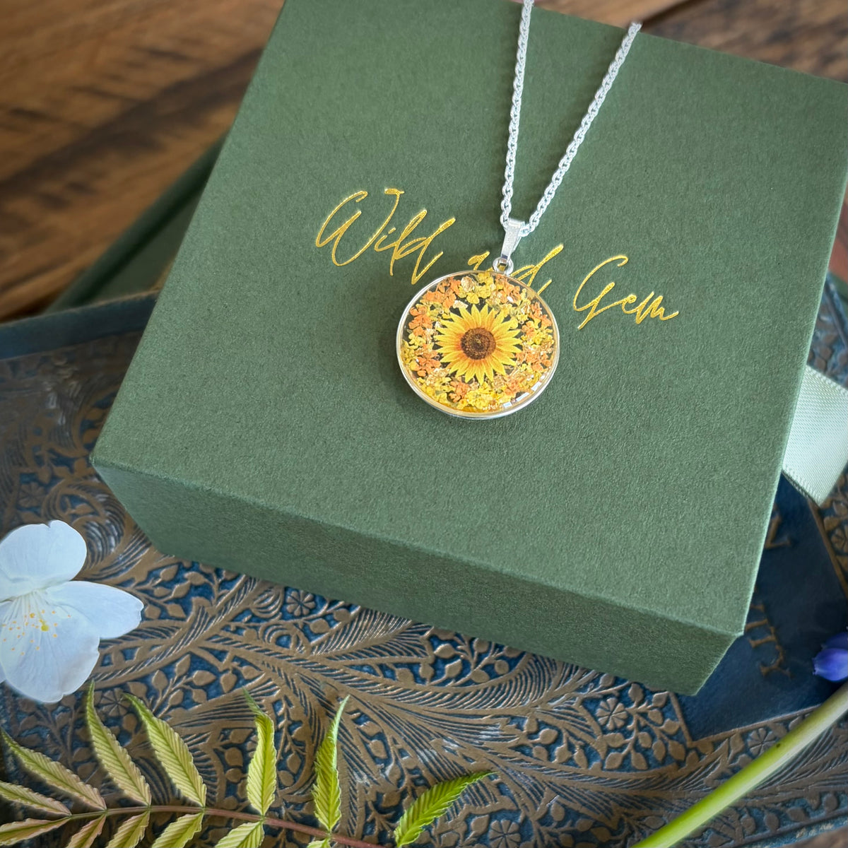 Silver sunflower necklace