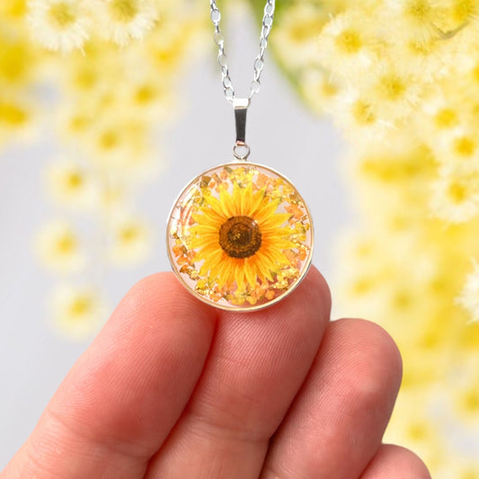 Silver full sunflower necklace