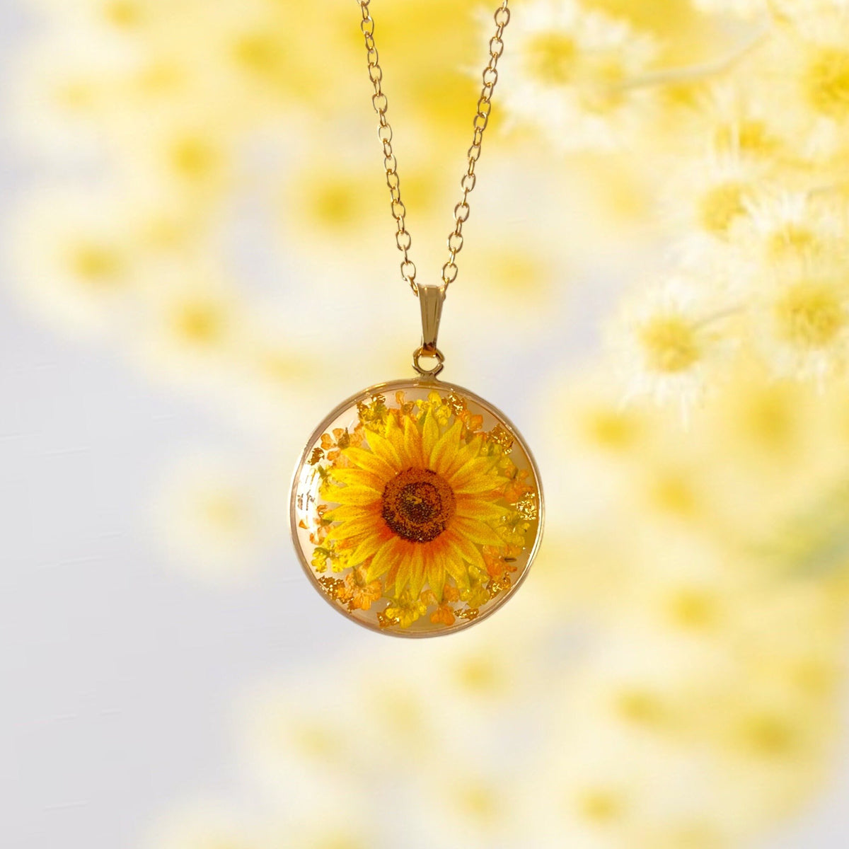 Gold full sunflower necklace